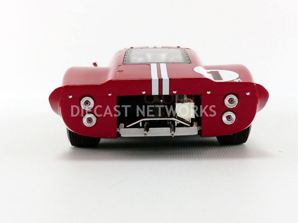 1/18 Diecast Model Car Y879802