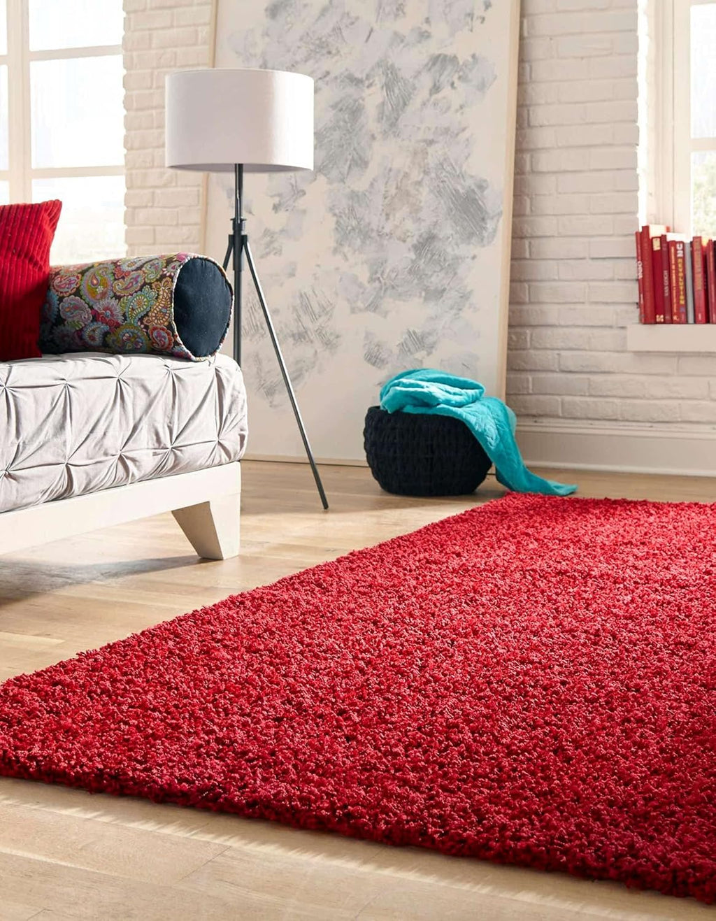 8' x 11' Cherry Red Shag Rug D540537