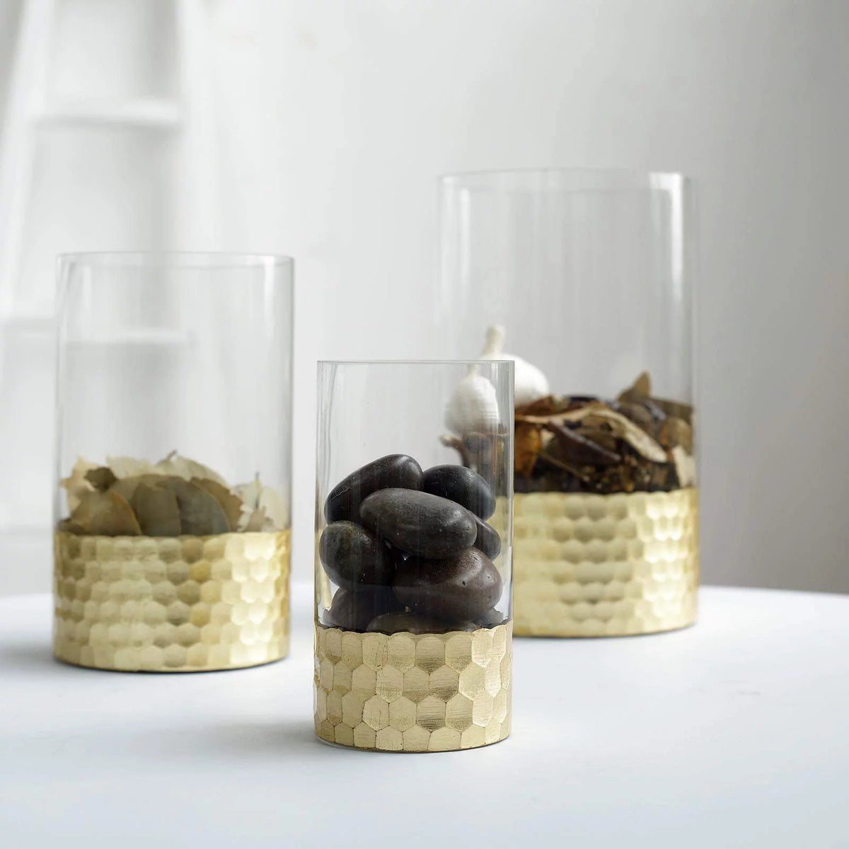Set of 3 Glass Cylinder Vases with Gold Honeycomb Base B456975