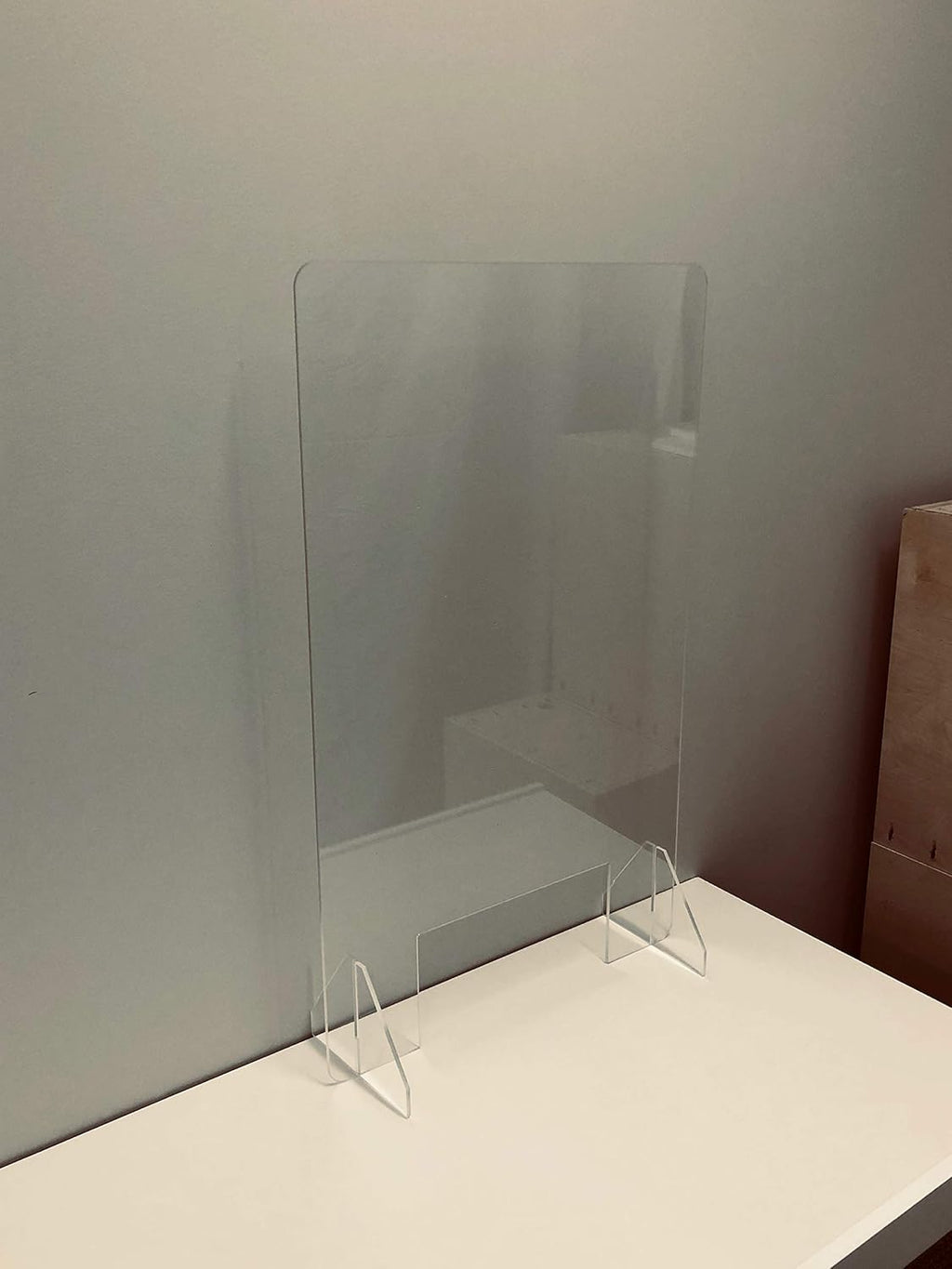 Plastic Protection Barrier with Cutout Q433