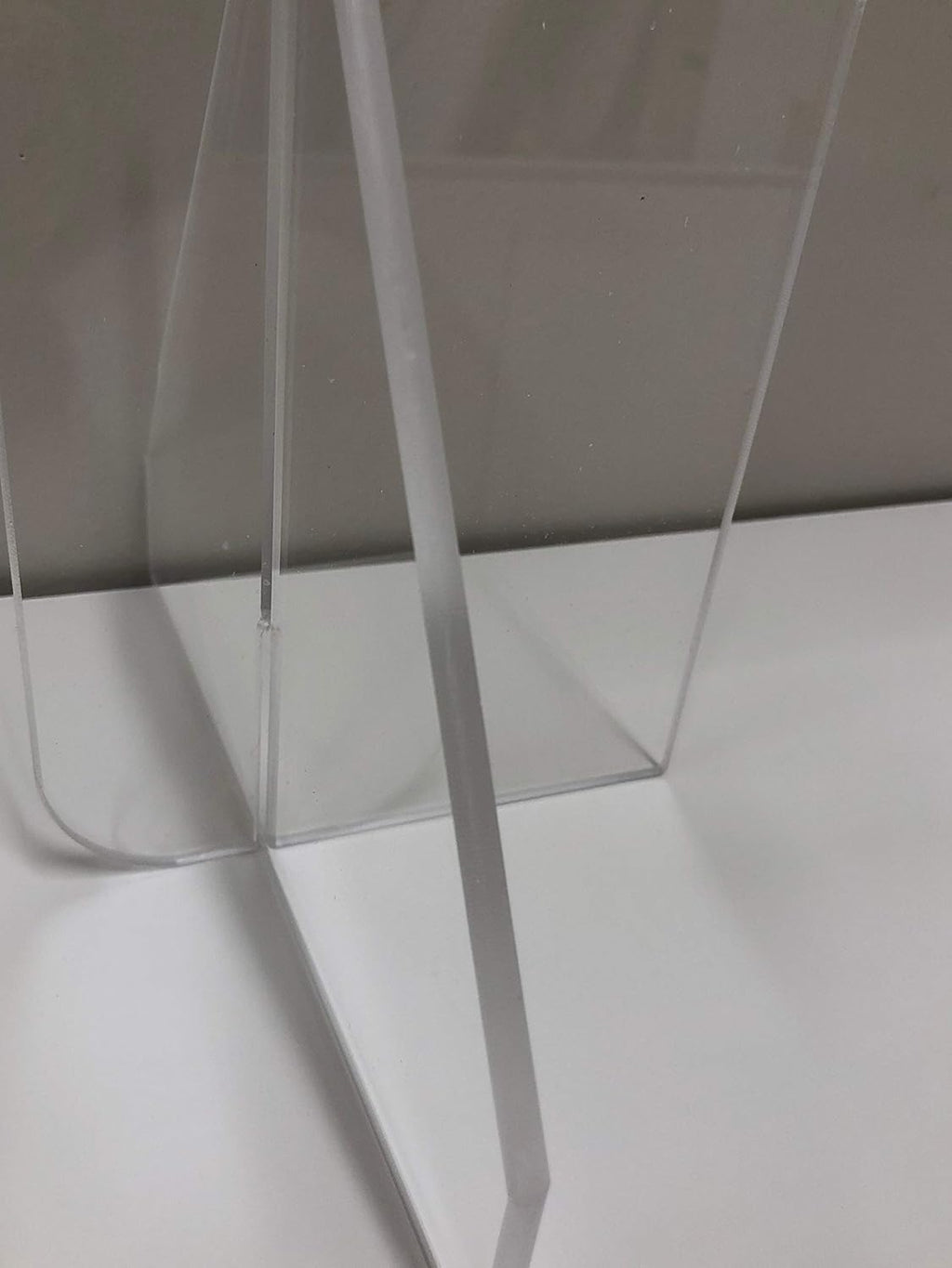 Plastic Protection Barrier with Cutout Q433