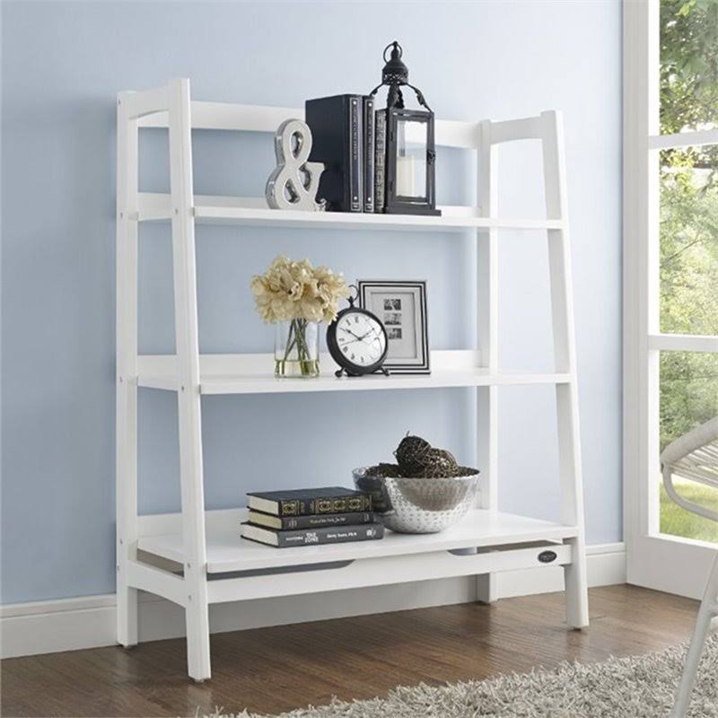 White 3 Shelf Ladder Bookcase D566