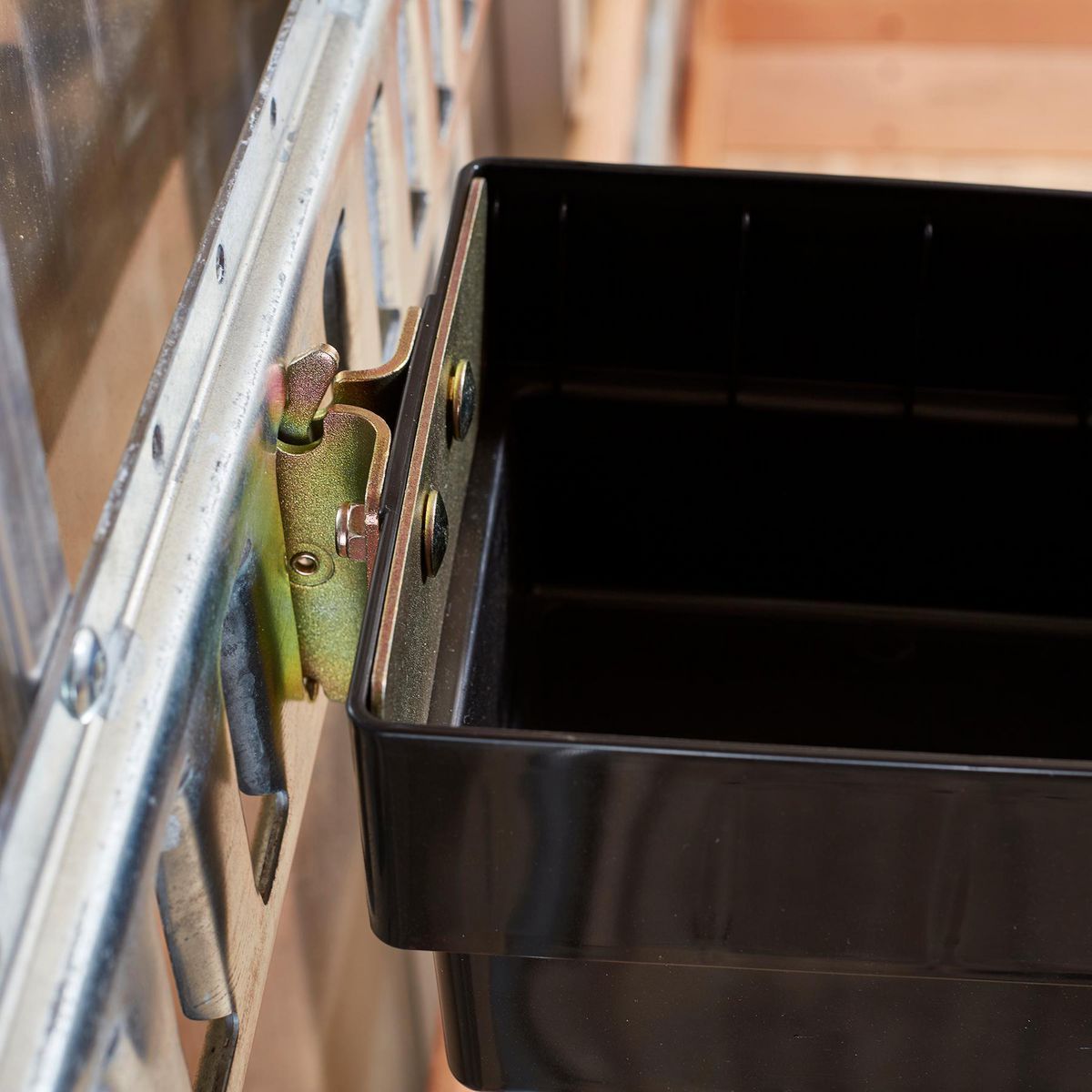 Plastic Bin T21325