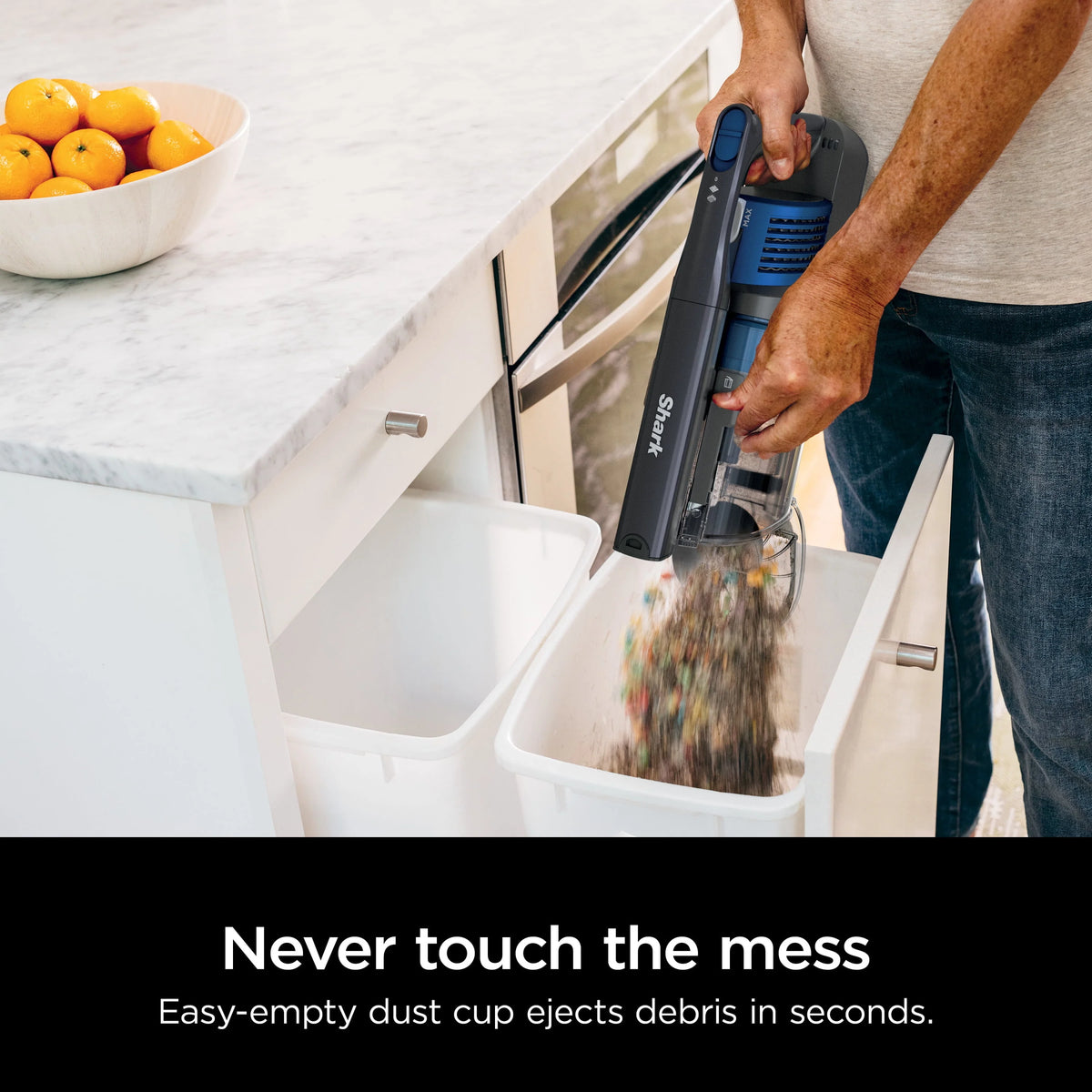 Cordless Stick Vacuum with Powerfins Brushroll Q9074