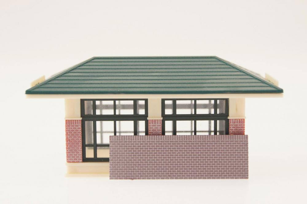 N Kit North American Suburban Station E573