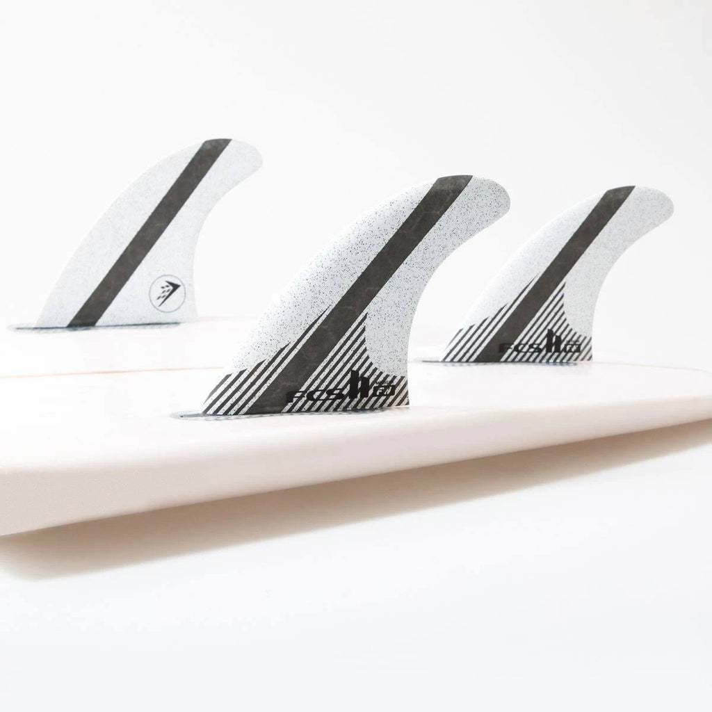 White Medium Thruster Fin Set E96726