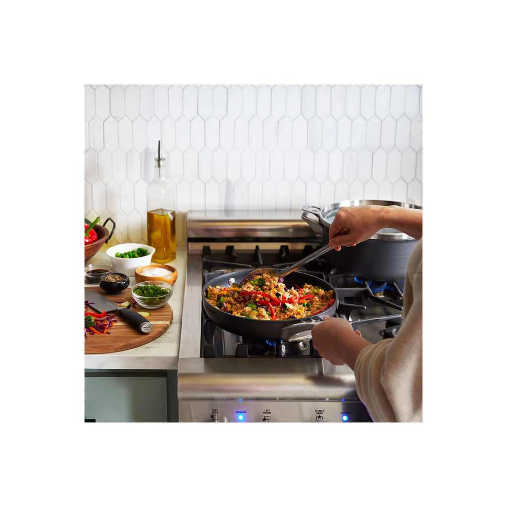 12-Quart Nonstick Stock Pot with Lid Z45564