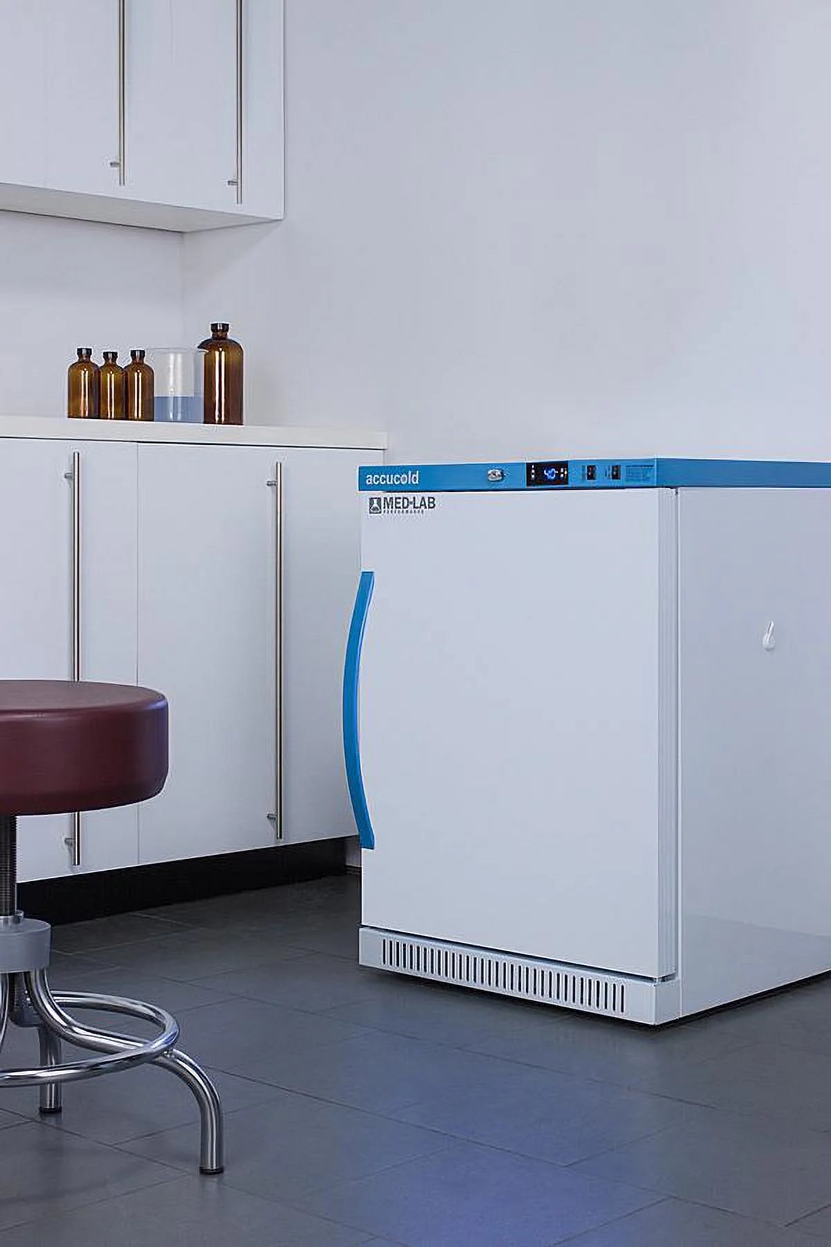 Specialty Refrigerator S39660