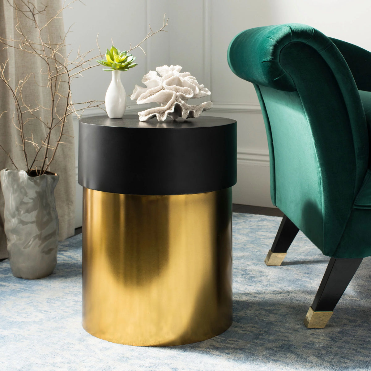 Round Modern Glam Side Table E4101